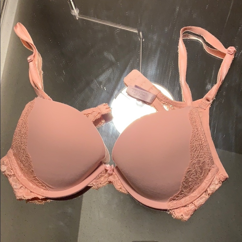 Victoria Secret nude push up bra 34B and others